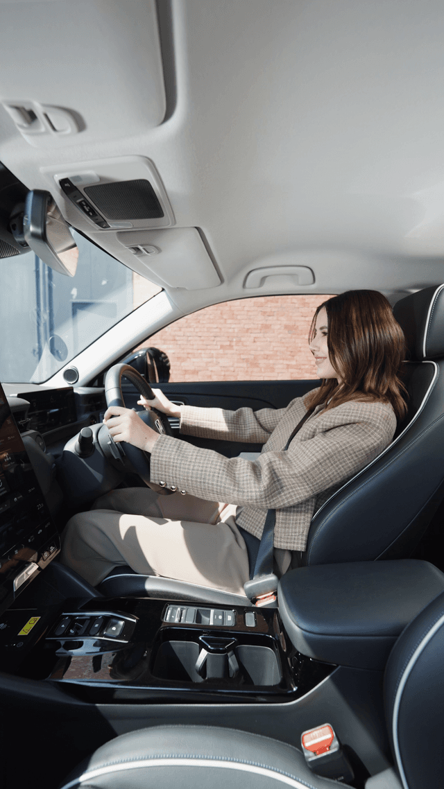 ภายในกว้างขวาง ใช้งานง่าย ไม่ต้องปรับตัวเยอะ