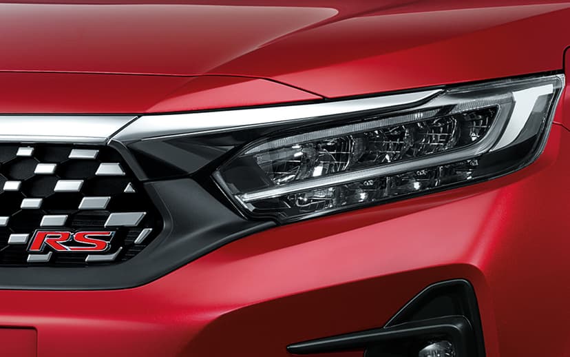 ไฟหน้าและไฟส่องสว่างสำหรับขับขี่ในเวลากลางวันแบบ LED พร้อมไฟเลี้ยวด้านหน้าแบบ LED Sequential